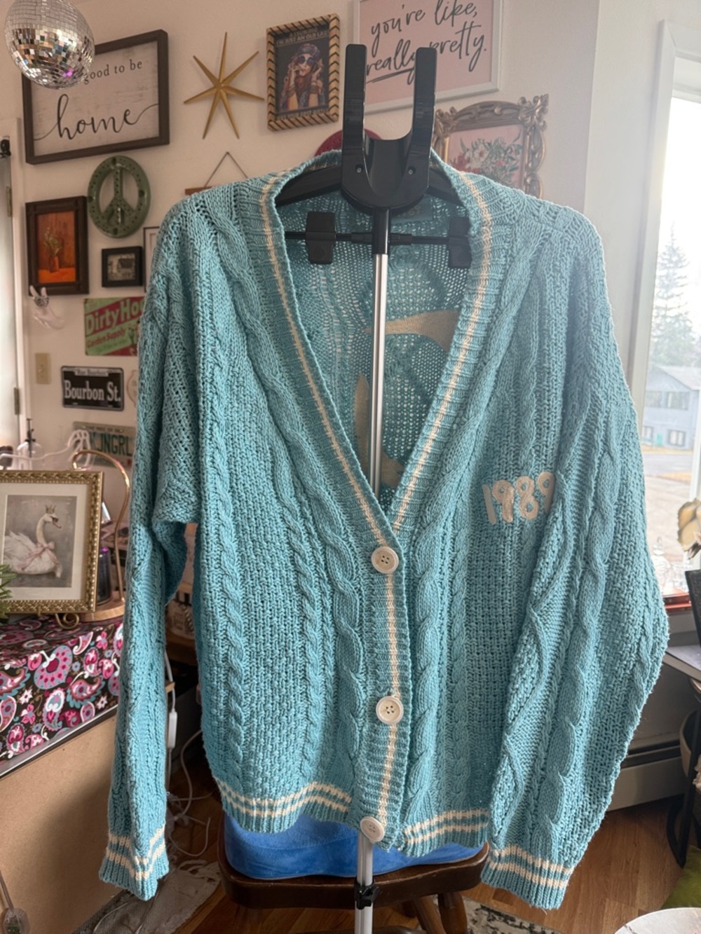 Light Blue Cable Knit Cardigan Sweater with 1989 Patch

From Taylor Swift